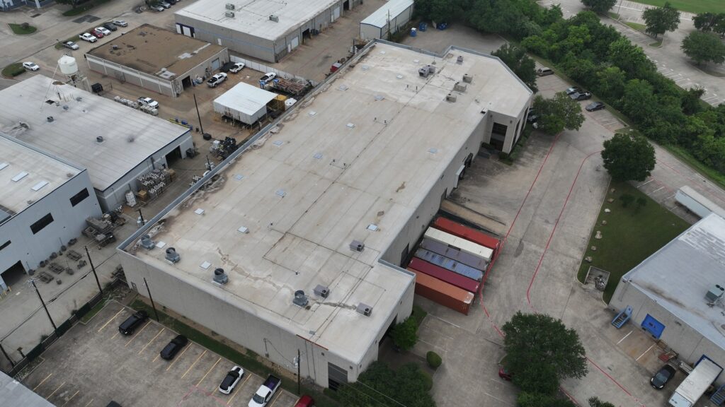 How to Maintain a Flat Roof System – Commercial Roof Setup